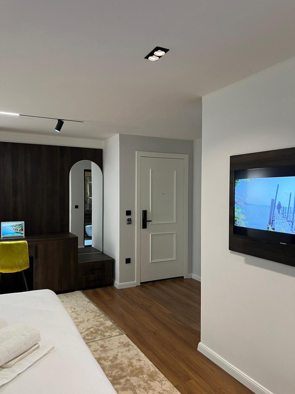 Hotel Europa Prishtina Prishtinë Luaran gambar