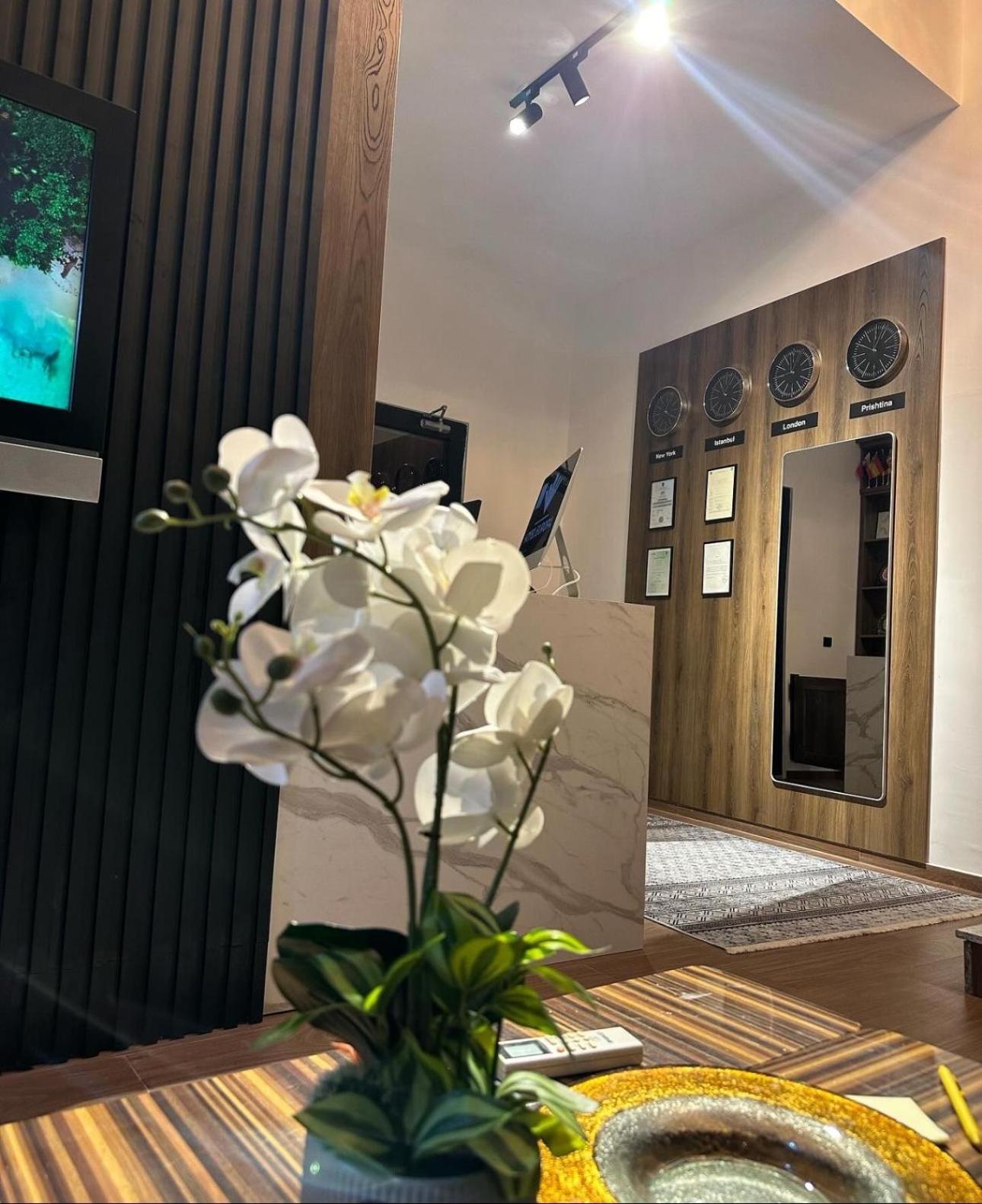 Hotel Europa Prishtina Prishtinë Luaran gambar