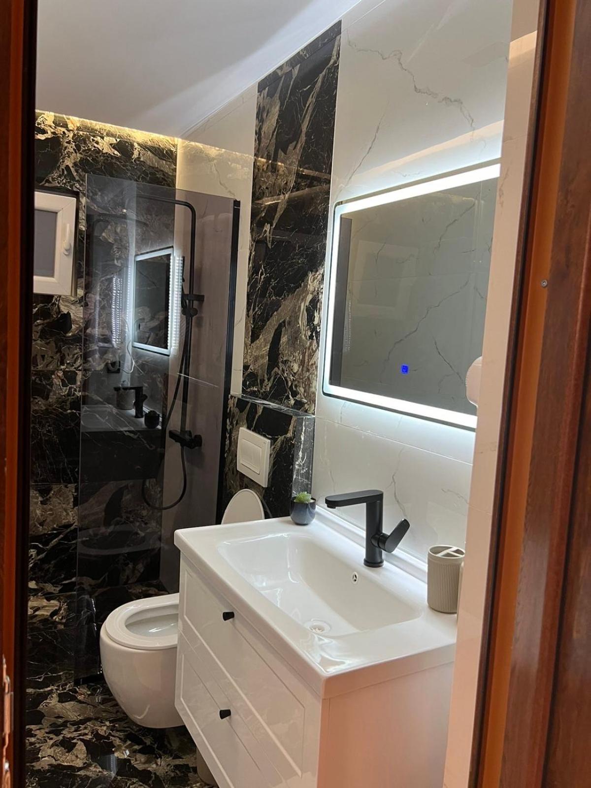 Hotel Europa Prishtina Prishtinë Luaran gambar